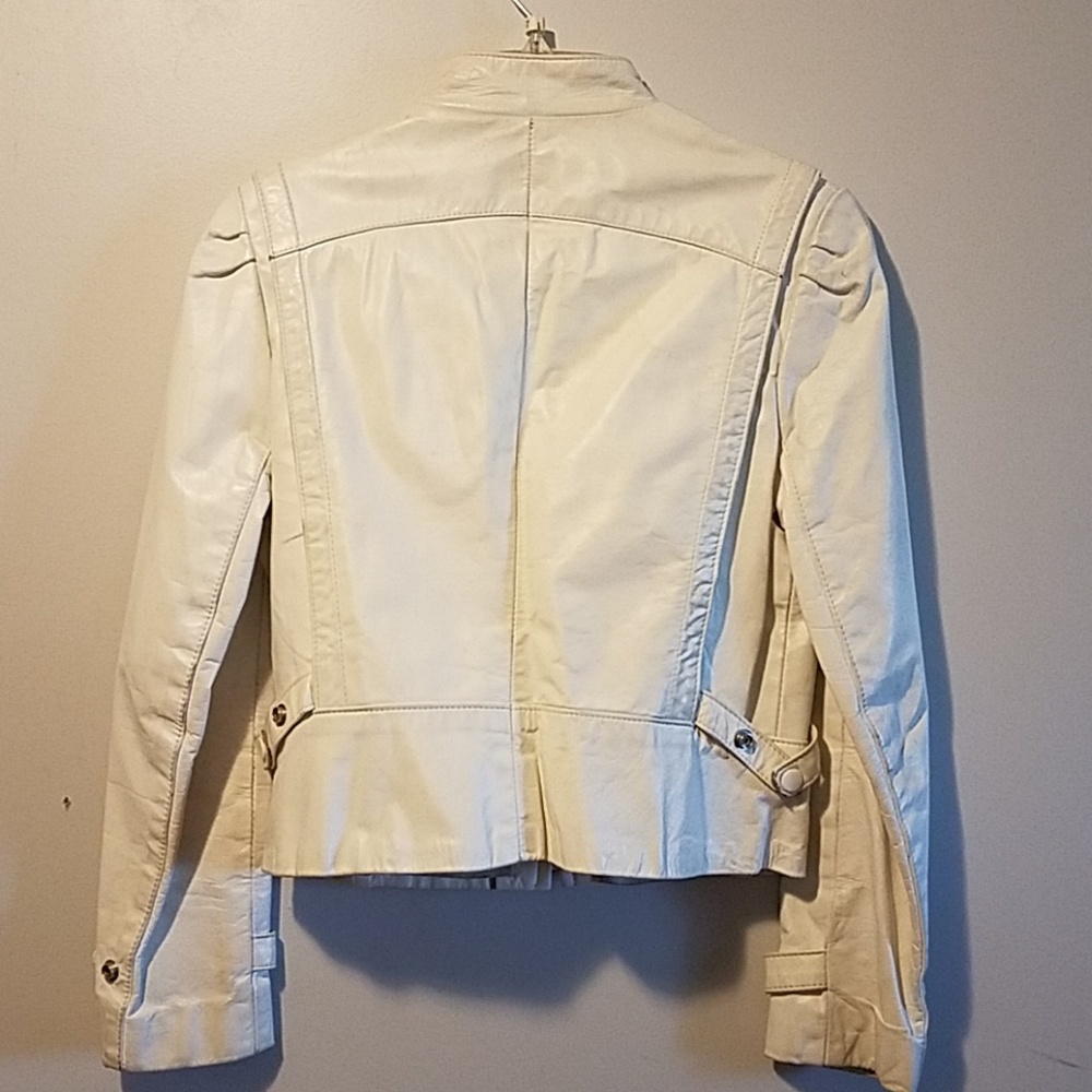 SOLD! Ivory Leather Jacket - Picture 4 of 8